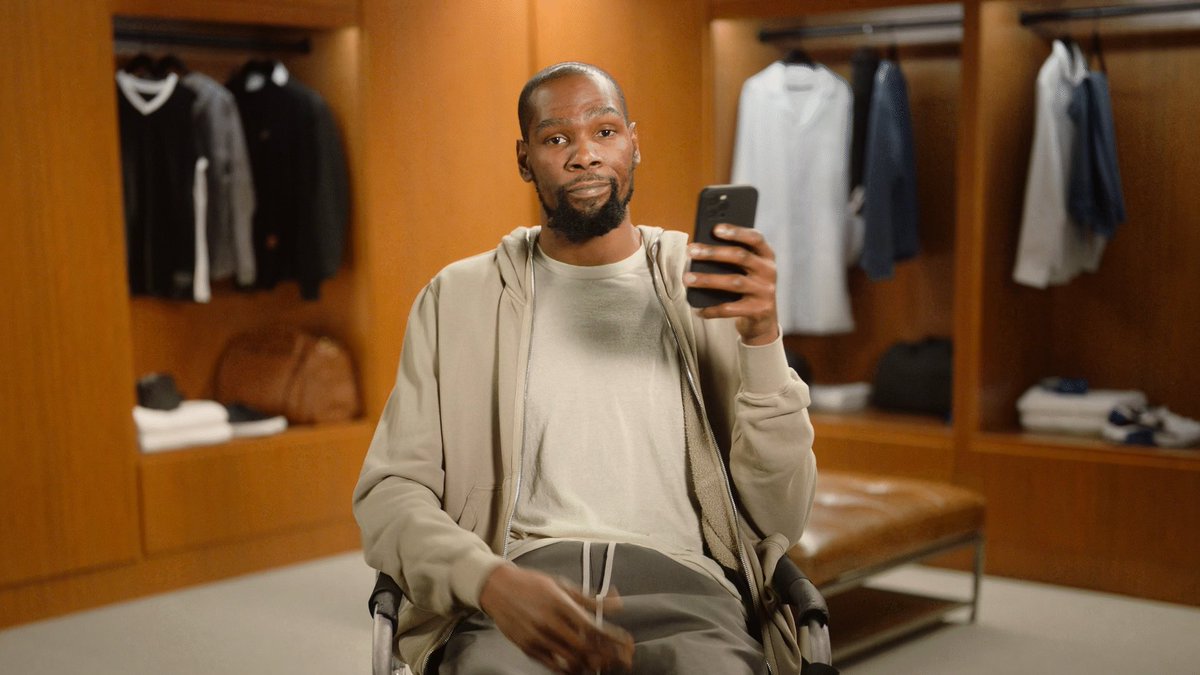 KDTrey5's tweet photo. Can we get my legs a big game ad next year @cerave ? #AD https://t.co/M2xxMW0dmd