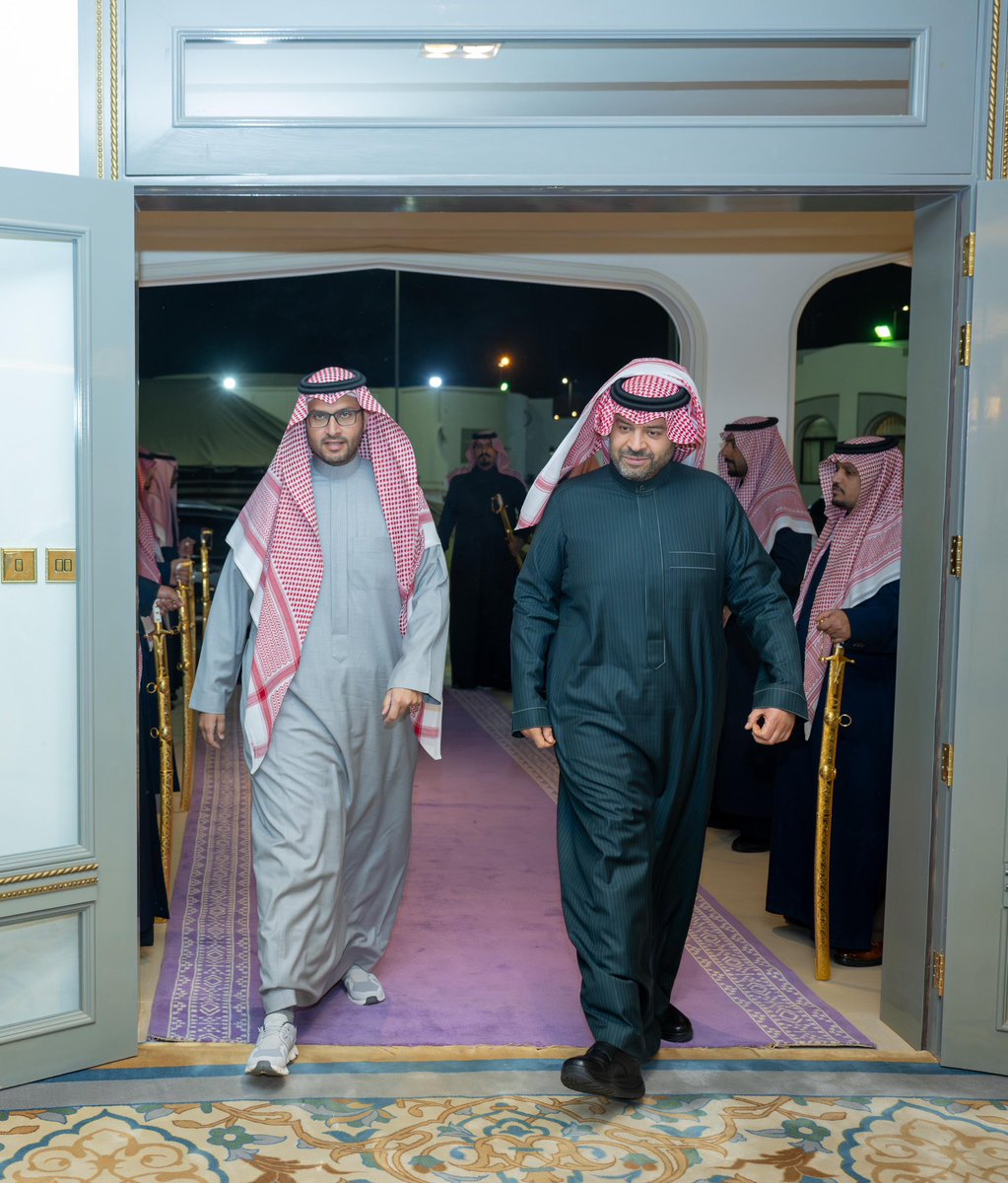 AljunidiAz's tweet photo. سيدي صاحب السمو الملكي الأمير #فيصل_بن_خالد_بن_سلطان بن عبدالعزيز أمير منطقة #الحدود_الشمالية  يستقبل 
صاحب السمو الملكي الأمير تركي بن محمد بن فهد بن عبدالعزيز  وزير الدولة
#منطقة_الحدود_الشمالية 
#عرعر https://t.co/dPl8n4GigN