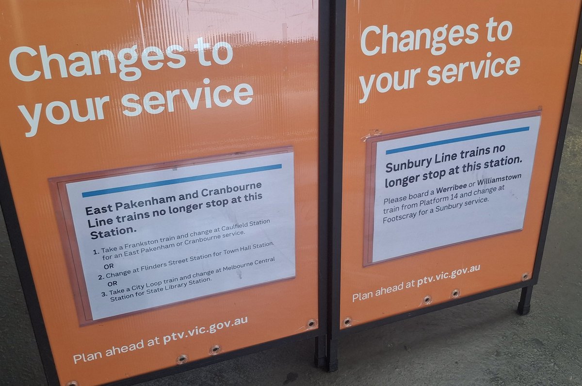 craig_halsall's tweet image. Better advice for lost #PakenhamLine #CranbourneLine #SunburyLine pax at #SouthernCross 

#MetroTrains