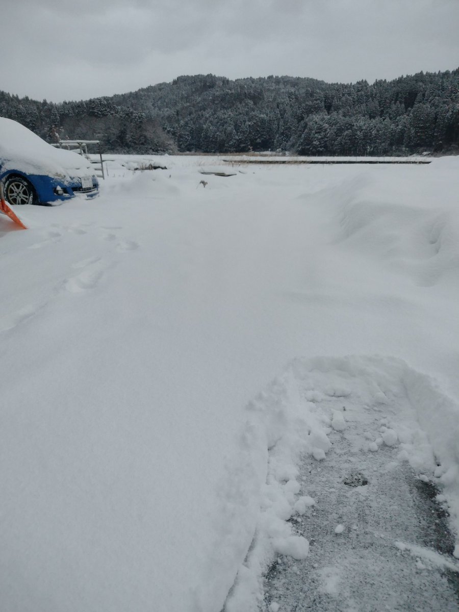 少しだけ積雪が増えましたね。
