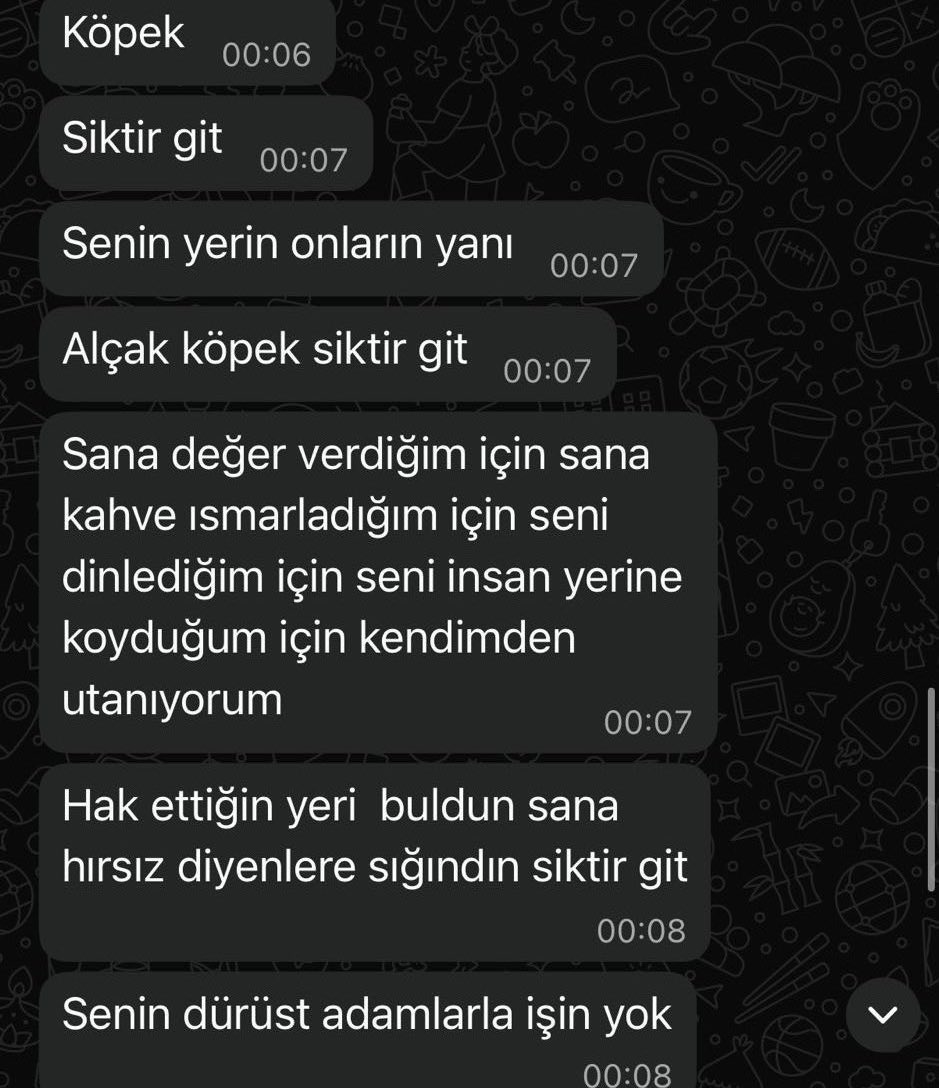 LvbelX5's tweet photo. uyuyakaldığımda deccal manitadan gelen 7 okunmamış mesaj https://t.co/jedNhCXmiC