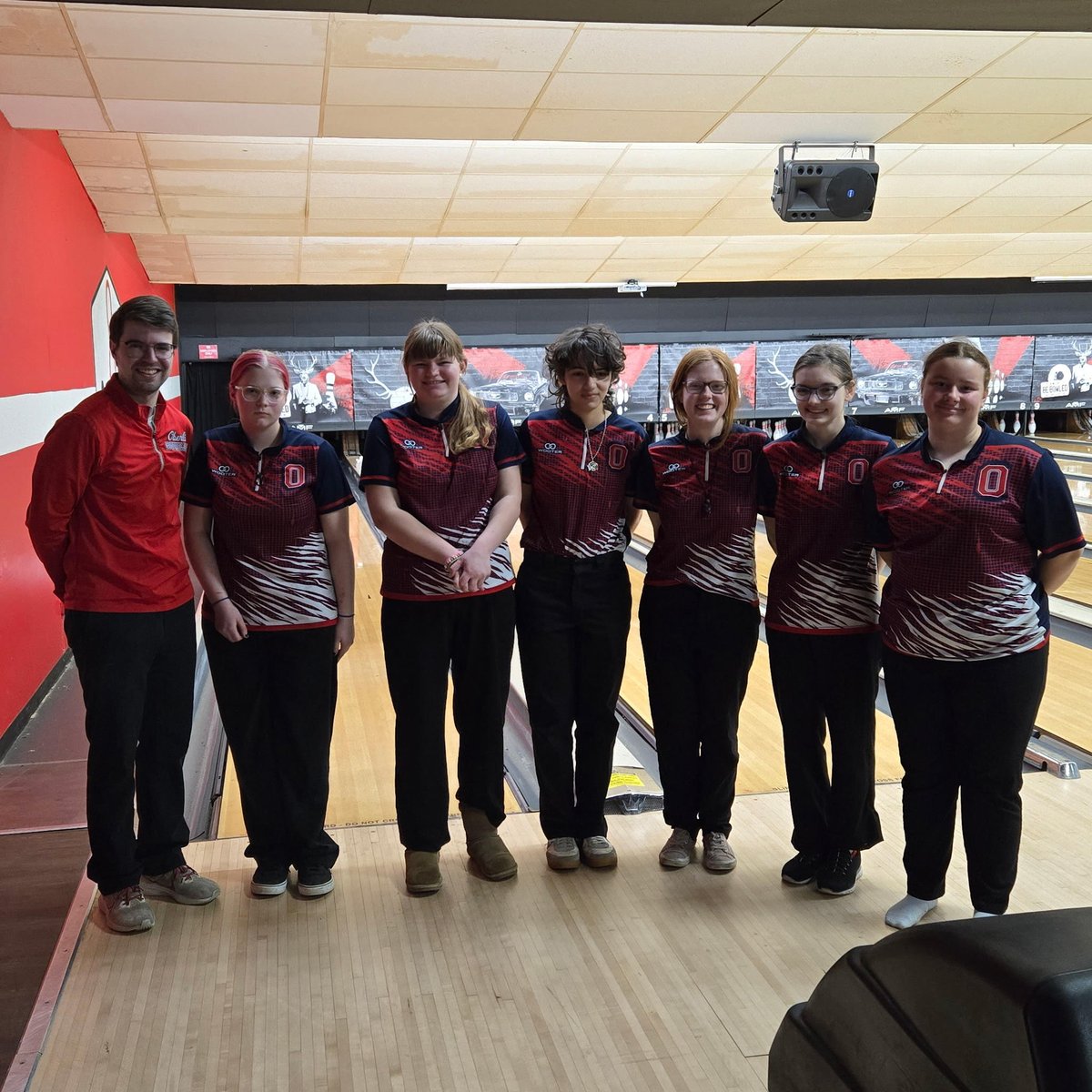 The OHS Girls' Bowling Team is advancing to DISTRICTS! 🎳
Congratulations to our girls on their great accomplishment. Shoutout to our OHS boys bowling team as well—they fought hard but came up just short of advancing. A great day for Oberlin Bowling!