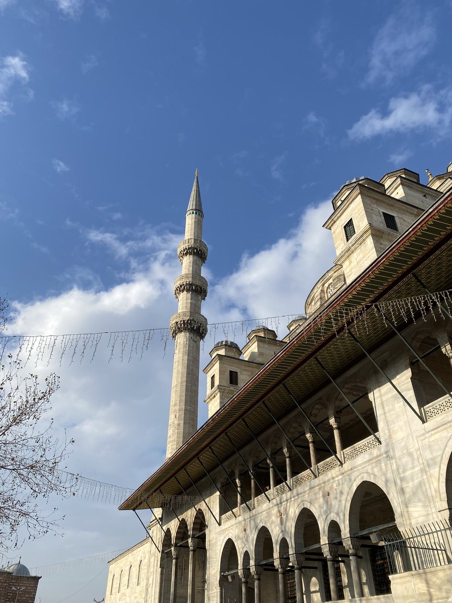 ‘İyi ki İstanbul’u fethetmişler, tüm ekibi tebrik ederim.’ diyen Enes’i tekrar anladığım gün.
🫱🏻‍🫲🏽