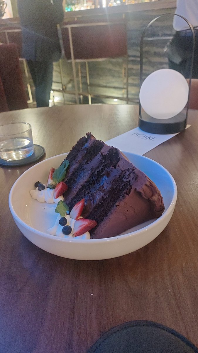 RealAndyBlue's tweet image. 34🎂✨