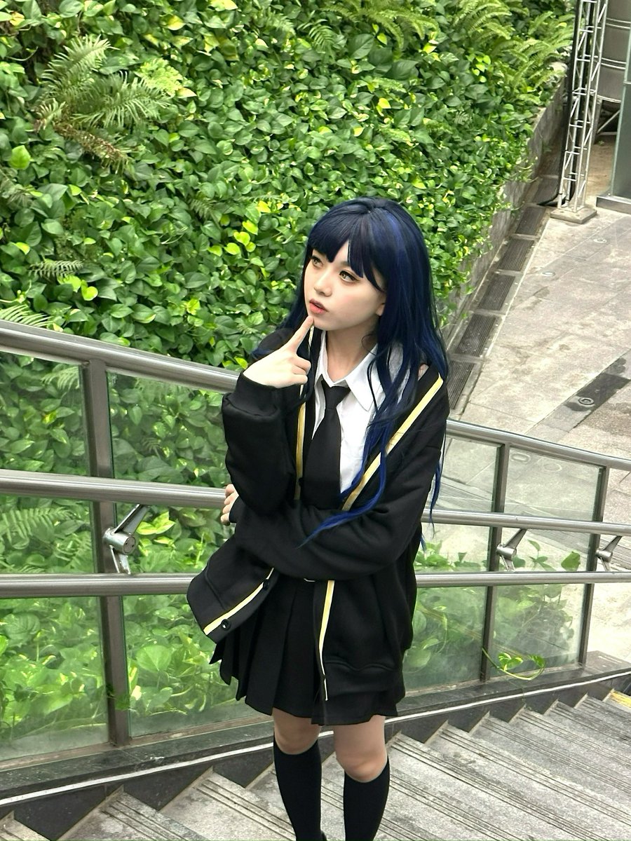 cosssun's tweet photo. 2025/08
人生第一次嘗試cosplay，扮的是世界計畫裡的白石杏，衣服則是エゴイスト裡的造型，不過到後來髮夾忘記夾回去了很抱歉՞߹ - ߹՞
.
.
.
#projectsekai #世界計畫 #shiraishian #白石杏 #cosplay https://t.co/7SgNi5MJPU
