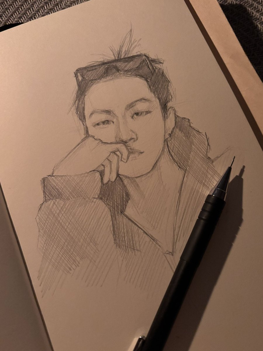 Kaatyabr's tweet image. my new #jungwon sketch!!!
@ENHYPEN_members 
#fypシ #art #sketches #enhypen 
пізніше треба домалювати, я його так не лишу…