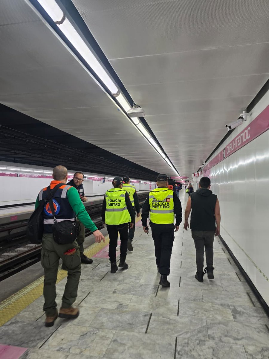 Luego de la implementación del protocolo de seguridad por la alerta sísmica activada en la Ciudad, las distintas áreas del <a href="/MetroCDMX/">MetroCDMX</a> me reportan sin novedad y sin daños en las instalaciones de la red, talleres y edificios administrativos.
De manera gradual se normaliza la