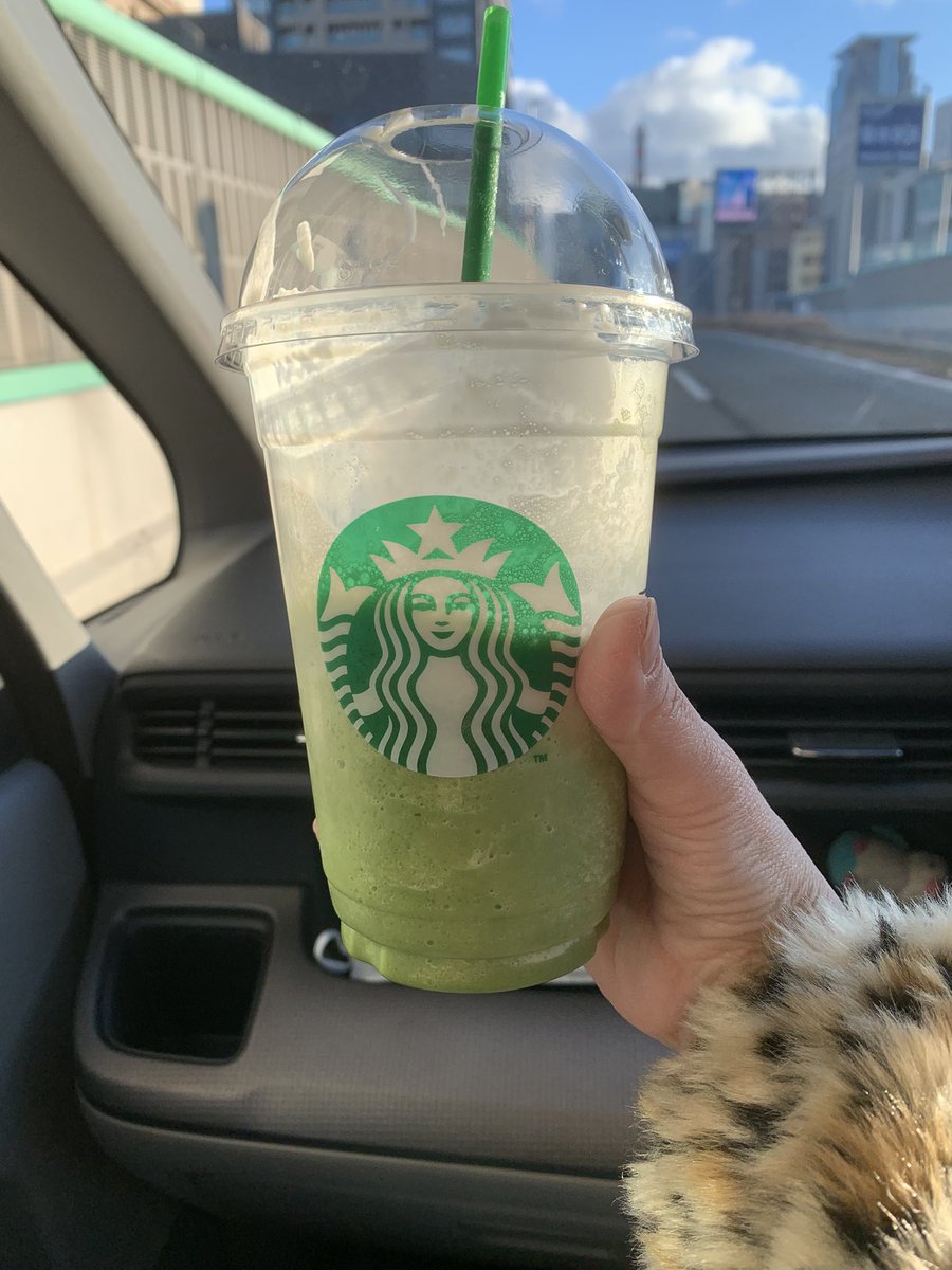 昨日は、朝7時からの川原と選挙投票に

朝マック、夕方なスタバでした

マックカードとスタバカードありがとうございました😊

前日投稿　混んでたという話を聞いて
それくらい今の日本政治がダメで
ちゃんと国民が向き合って投票していかなきゃという責任感が強く感じられました

まさに選挙に行こう