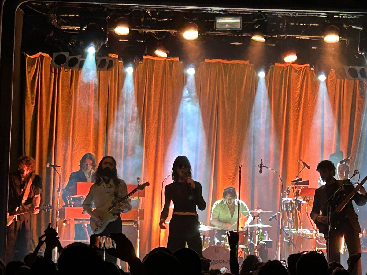 simmas42's tweet photo. @BlossomsBand https://t.co/0utVWp9uS1
