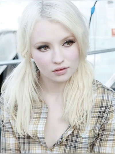 Letícia tweet media