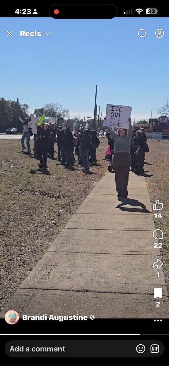 Amber Apinions tweet media