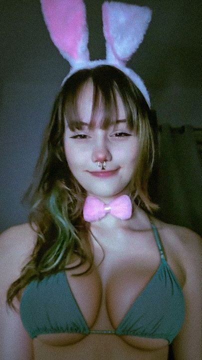 LucianaIncc25's tweet photo. Novinha branquinha, além de fofinha... é uma tremenda gostosa... ela sabe como faz 😈🔞

Mais no grupo 👇😛
https://t.co/a2unDYI71S
.
.
#BUNDAAWARDS #PINTOAWARDS #novinha #vazados #vazouvideo #caiunanet #incesto #vazou https://t.co/OTW66JtfGI