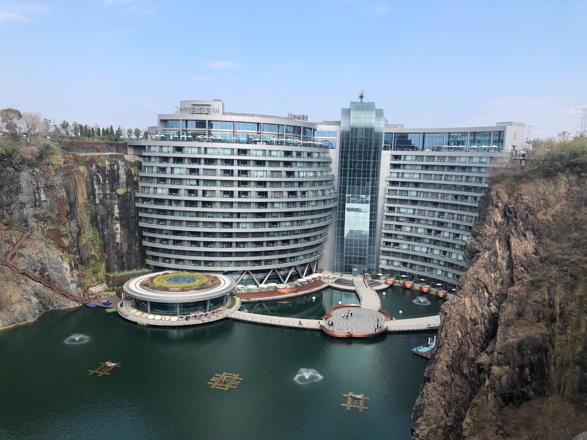 Bitlfy's tweet image. A hotel in Shanghai