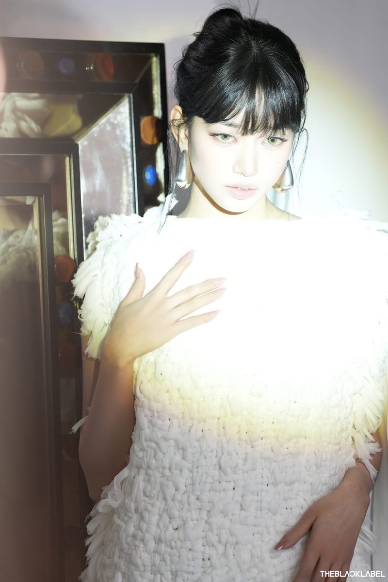 meovv_miyao's tweet image. #미야오 #MEOVV
#SOOIN #수인