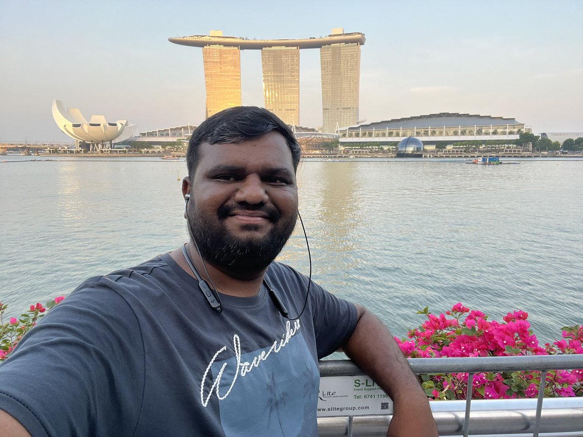 Honest_Cric_fan's tweet image. This type of diet is the main reason why 99% of Indians look like this.