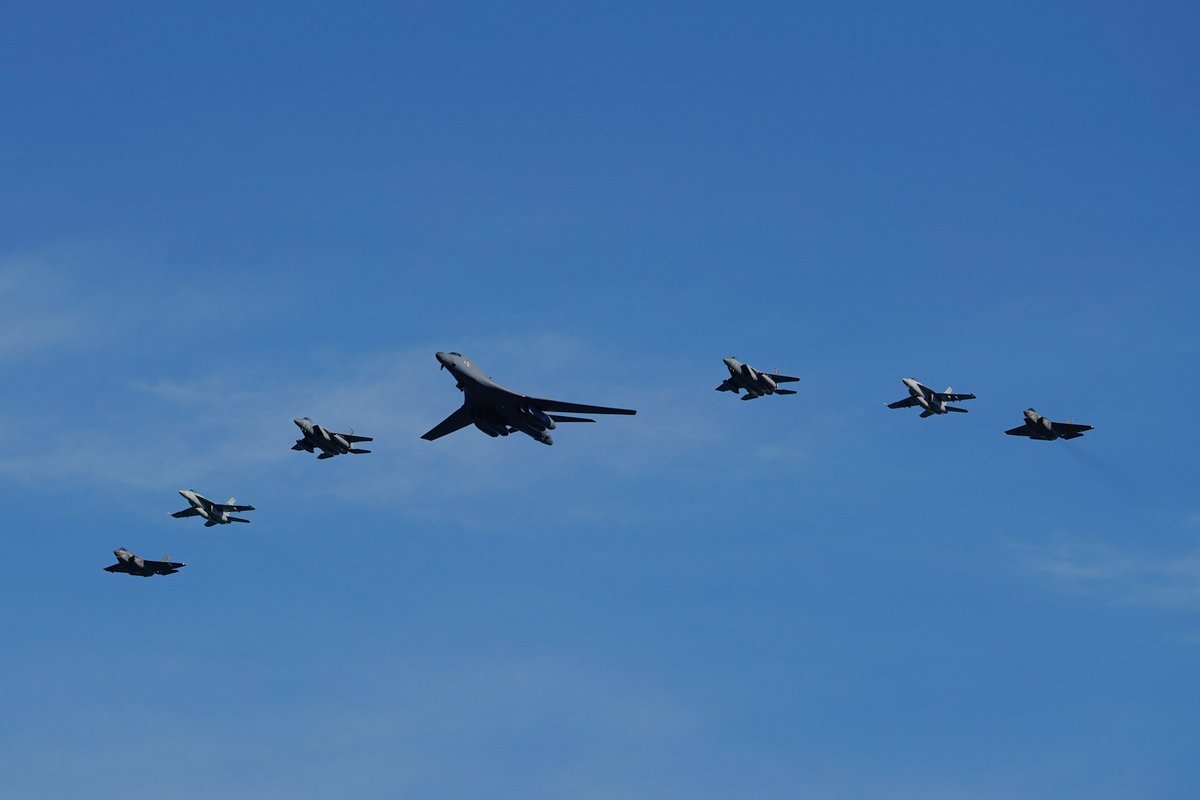 Bay Area Searcher tweet media