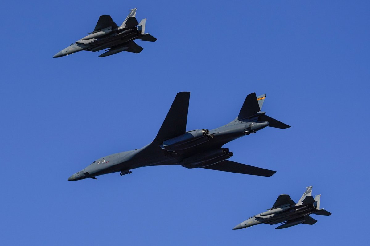 Bay Area Searcher tweet media