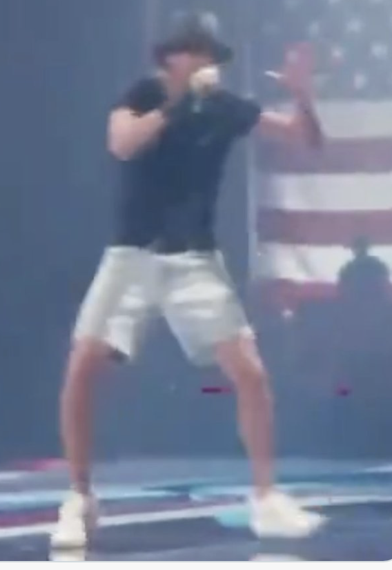 JimPSP's tweet image. Seriously??? LMGAO