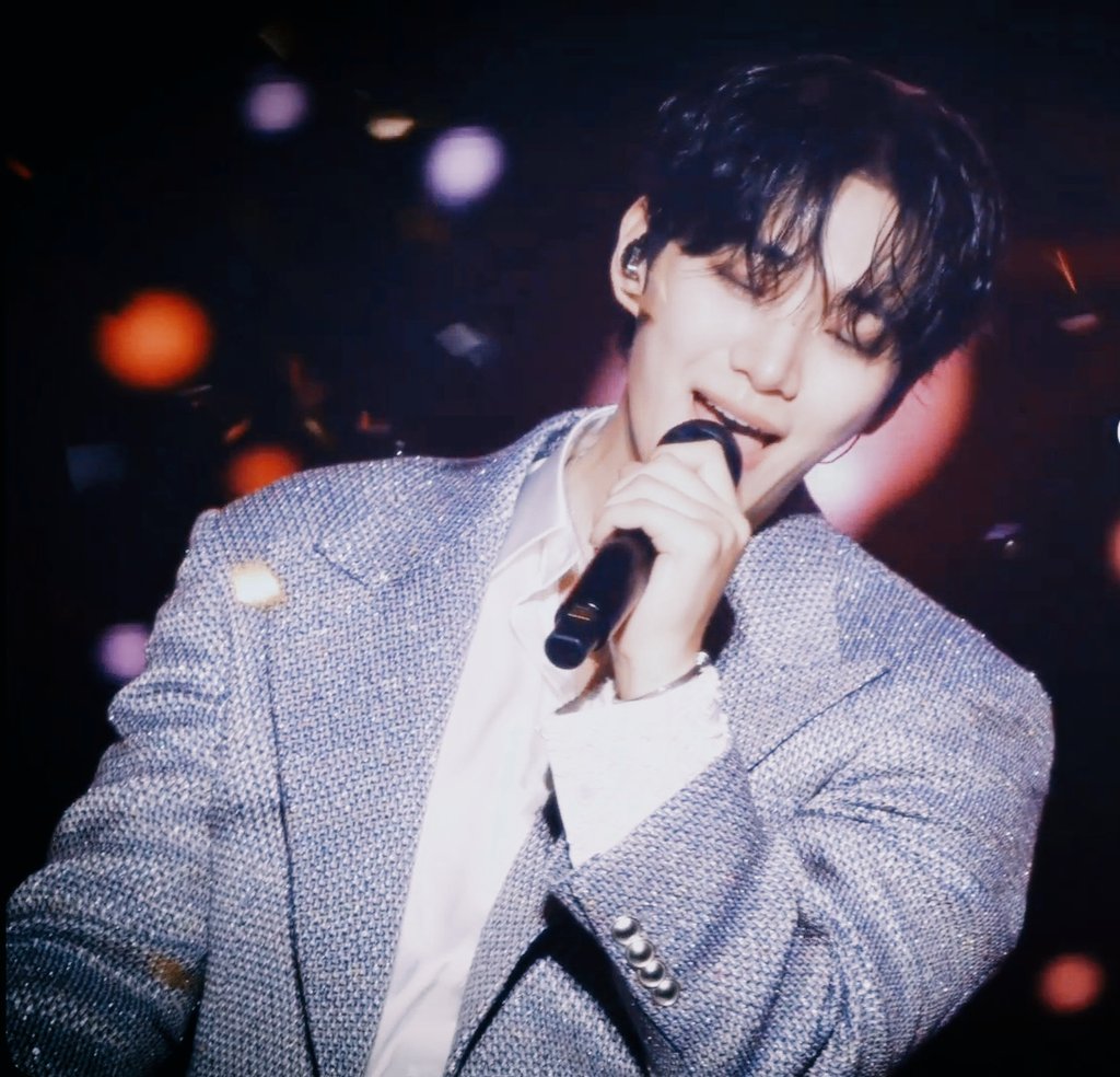 너무...이뻐....🥹💛