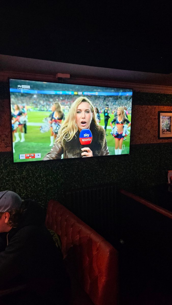 Michael01309's tweet photo. NFL is always better to watch with @Phoebe_Schecter https://t.co/MICkLML0u7