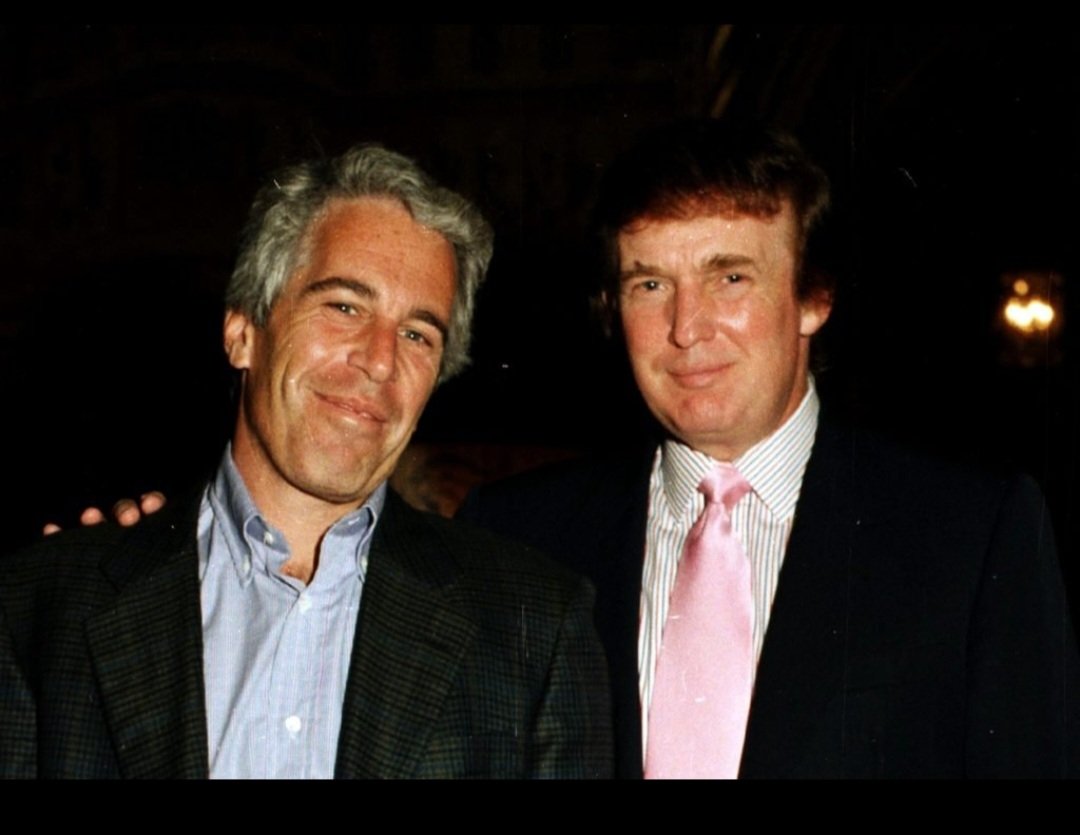 "Donald Trump dice que fue una ofensa, especialmente para los niños. ¡Hazme el favor! xD" #SuperBowlLX