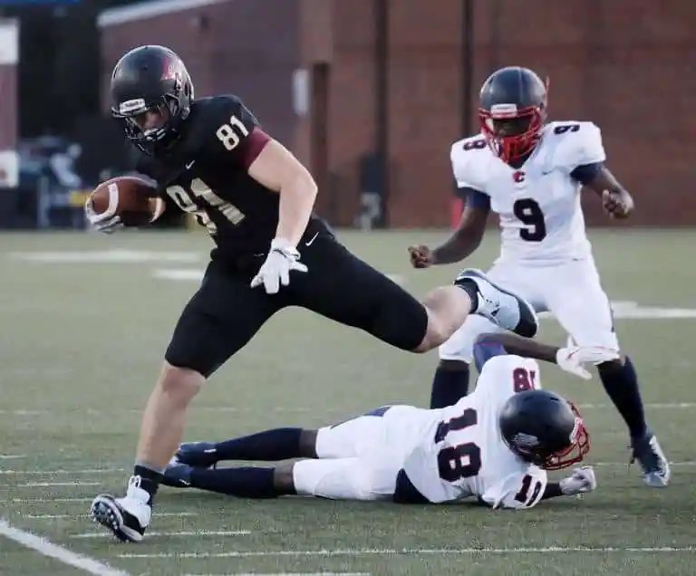 RHHSBearcatsFB's tweet photo. Congrats to former Bearcat Robbie Ouzts — SUPER BOWL CHAMPION! 🏆

From Rock Hill HS (Football City USA) to the biggest stage in football… Bearcats built different!
Your journey continues to inspire the next generation. Once a Bearcat, always a Bearcat! 🐾 https://t.co/vtVL7hyhEb