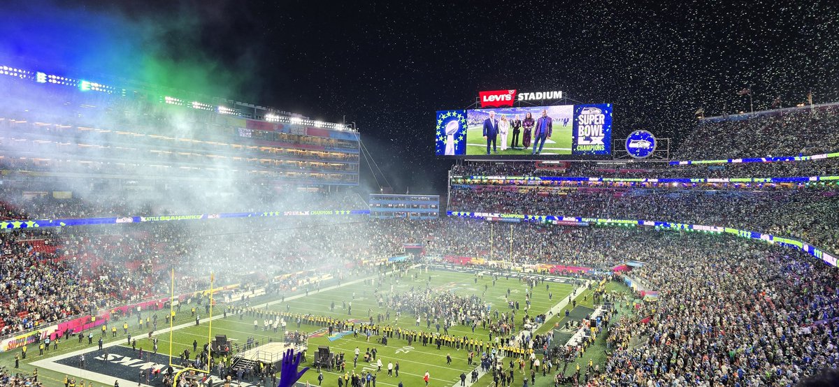 DrumRollTony tweet media