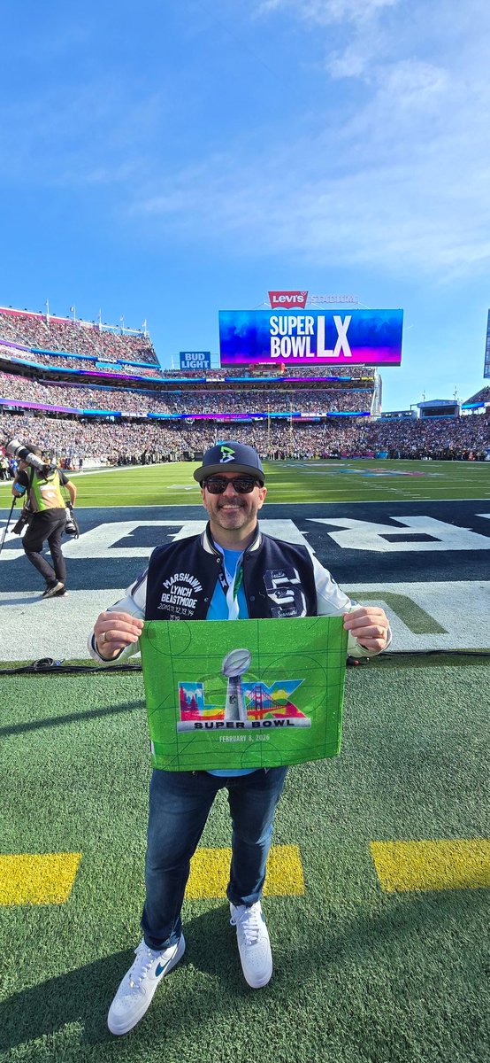 DrumRollTony tweet media