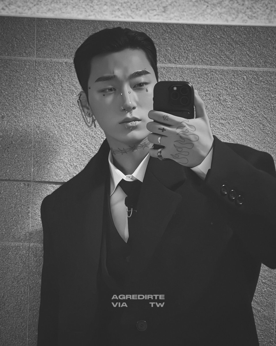 AGREDIRTE's tweet photo. ㅤ
⠀ ⠀ 𝗞𝗛𝗘́𝗗𝗟𝗘𝗥   𝗗'𝗢𝗟𝗞𝗢𝗩𝗔     ;      40  years  old.
⠀ ⠀ Bisexual   ( + boys ) ᅟ    , ㅤ   2'10   altura.
⠀ ⠀ Empresario     ,      ex   militante.
⠀ ⠀ top     and      hard     kinks   /     nsfw     content.     +18.ㅤ ⓘ https://t.co/tL1DMaWMhs