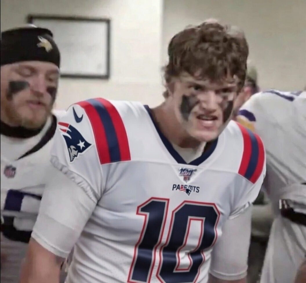 Drake Maye with a HISTORIC playoff run:

4 Games Played
70/120 58 cmp%
207 Pass YPG
6 Pass TDs
4 INTs
7 Fumbles lost (NFL Postseason Record)
21 Sacks (NFL Postseason Record)
6th Worst EPA/Drop back in the Superbowl since 2000

🔥🔥🔥