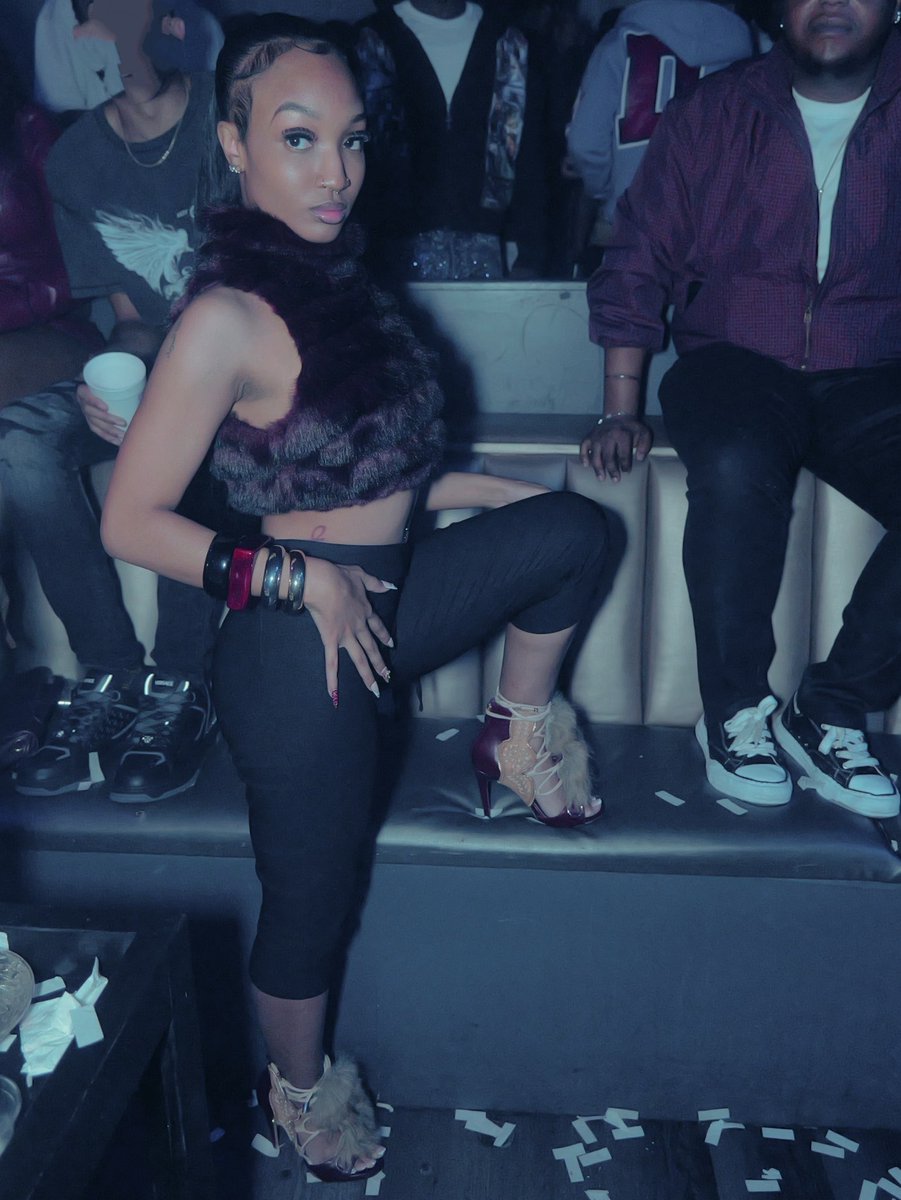 __mcouture's tweet image. #FEB6