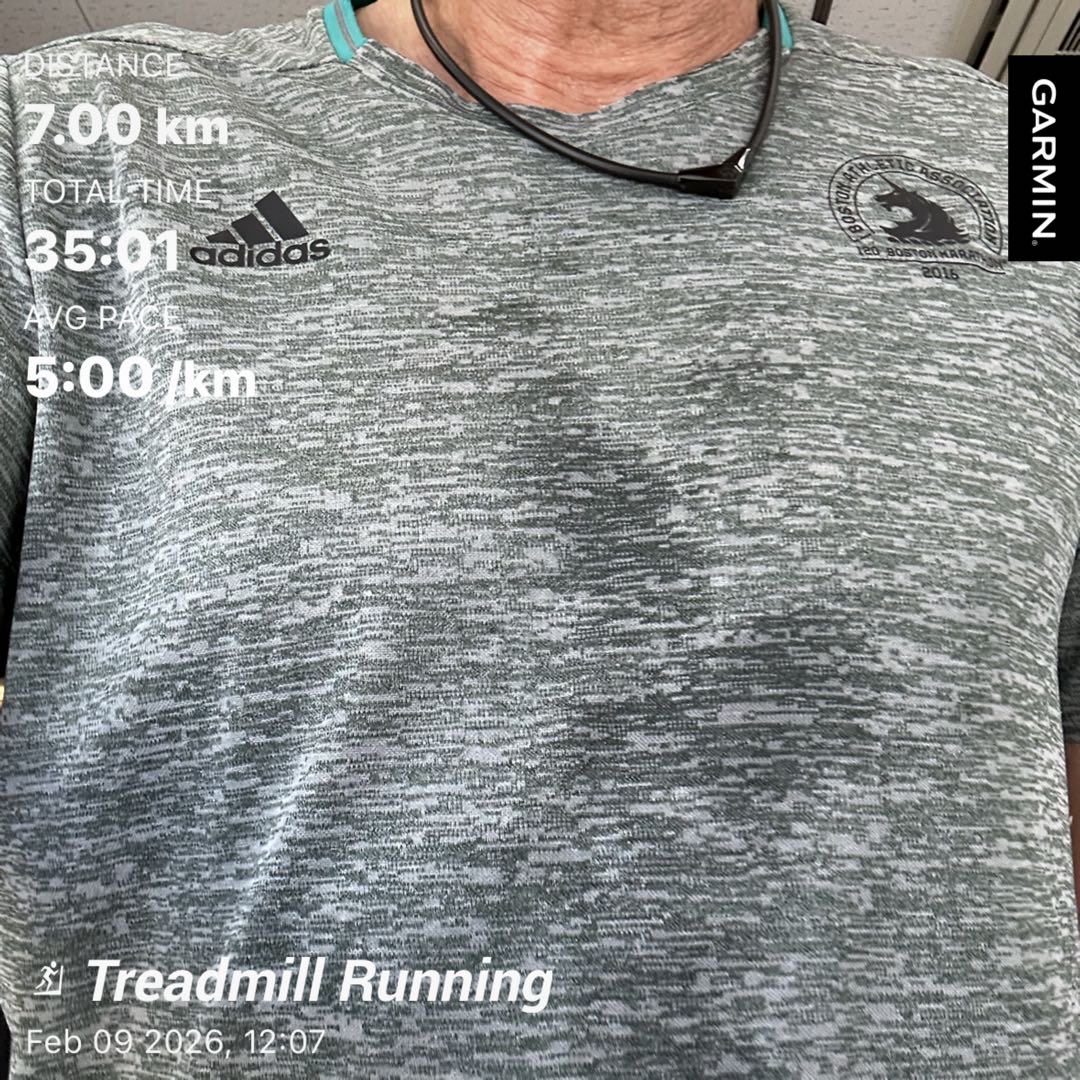 KWashizawa's tweet photo. #garmin #beatyesterday #finishSTRONG #BostonMarathon  #炭平コーポレーション #adidas #adizero #adios8 #treadmill https://t.co/UzcKCzcbRb