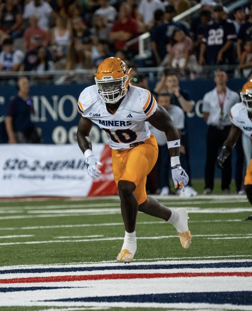 Sidelines UTEP ⛏ tweet media