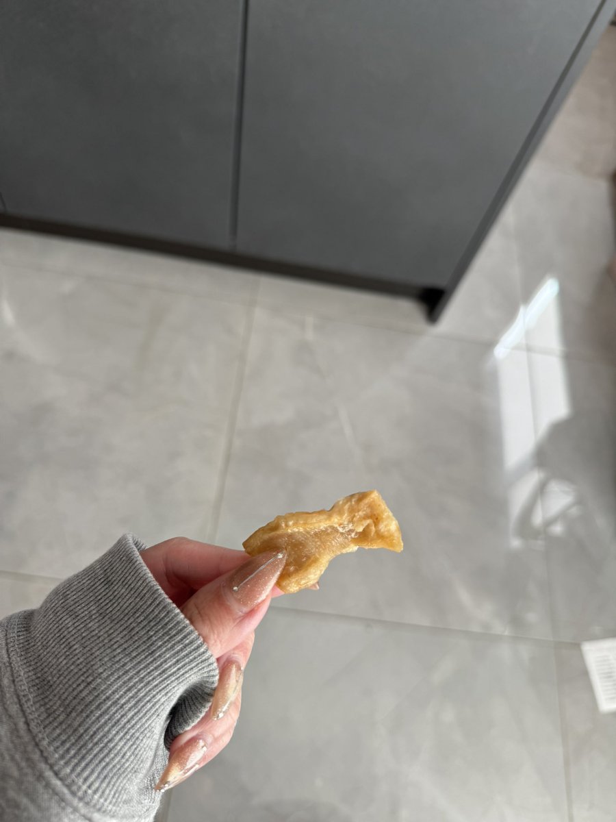 父と母が広島に帰った時に買ってきてくれたせんじがら🥺🥺🥺🤍
しかも牛！！！！！！！！🤤