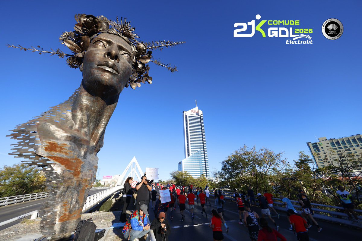 Maraton_Gdl's tweet photo. 🔥🏃♀️ ¡Ya se siente el #21KGDL 2026!
Guadalajara se prepara para vivirlo en grande. 🌇✨
#GDLRun #ComudeGDL #LaCiudadQueTeCuida 💙 https://t.co/uf4ZdORe7f