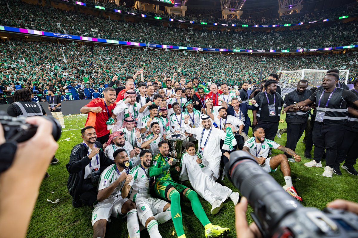 عمرو tweet media