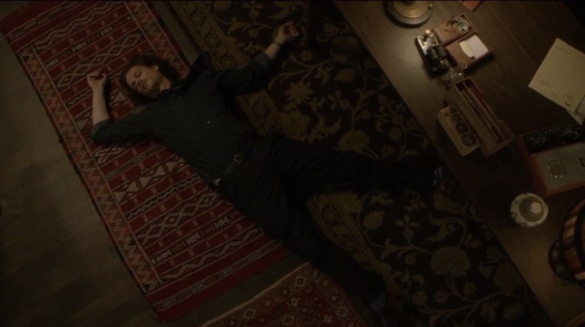 nearlyreids's tweet photo. Sensitive white boy found playing dead in the living room for attention https://t.co/ogIuBihVN3