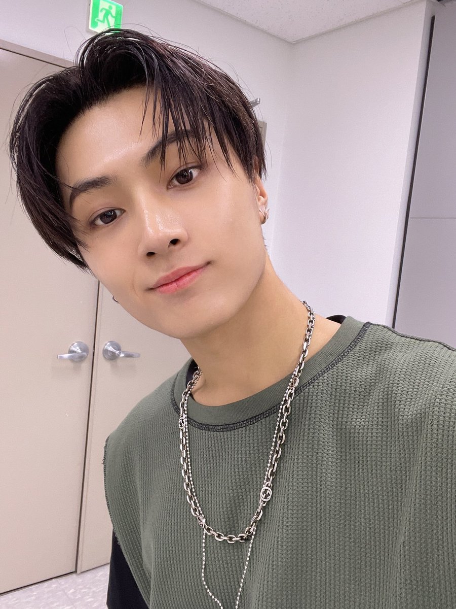 𝐞pip𝕙any's 𝖉i𝕝e𝚖𝚖a ! tweet media