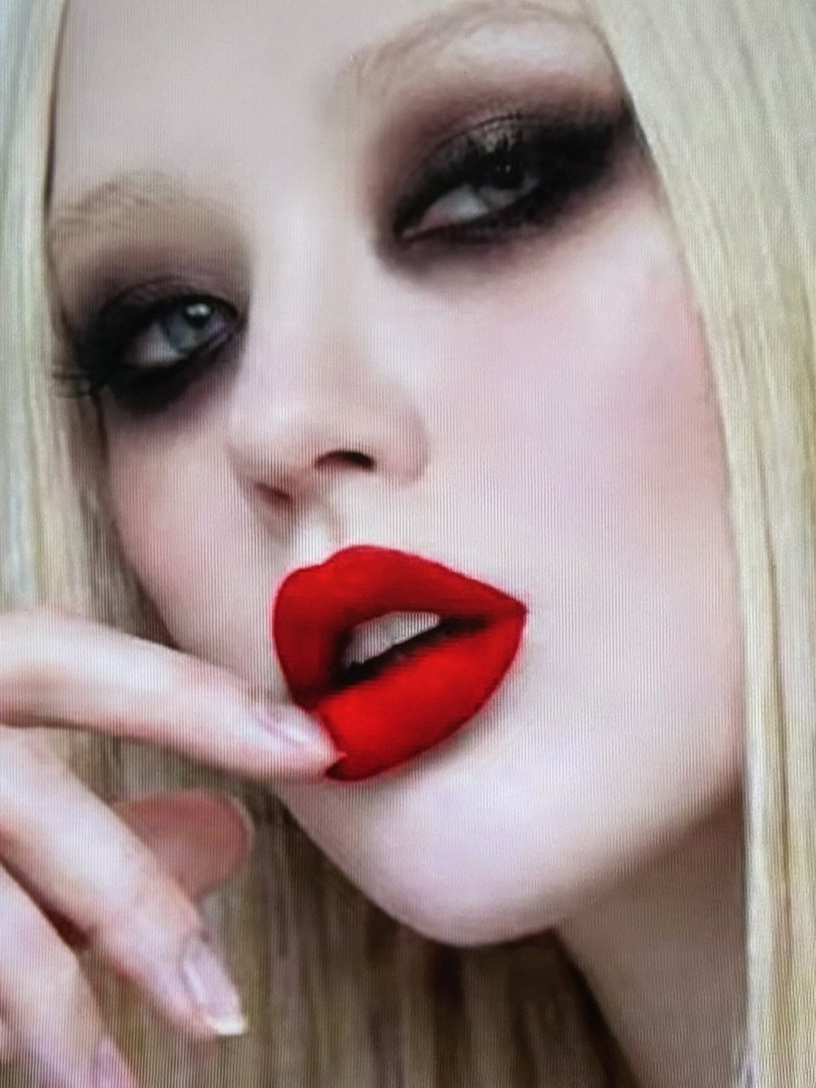 大切にされない場所で 頑張る必要はない