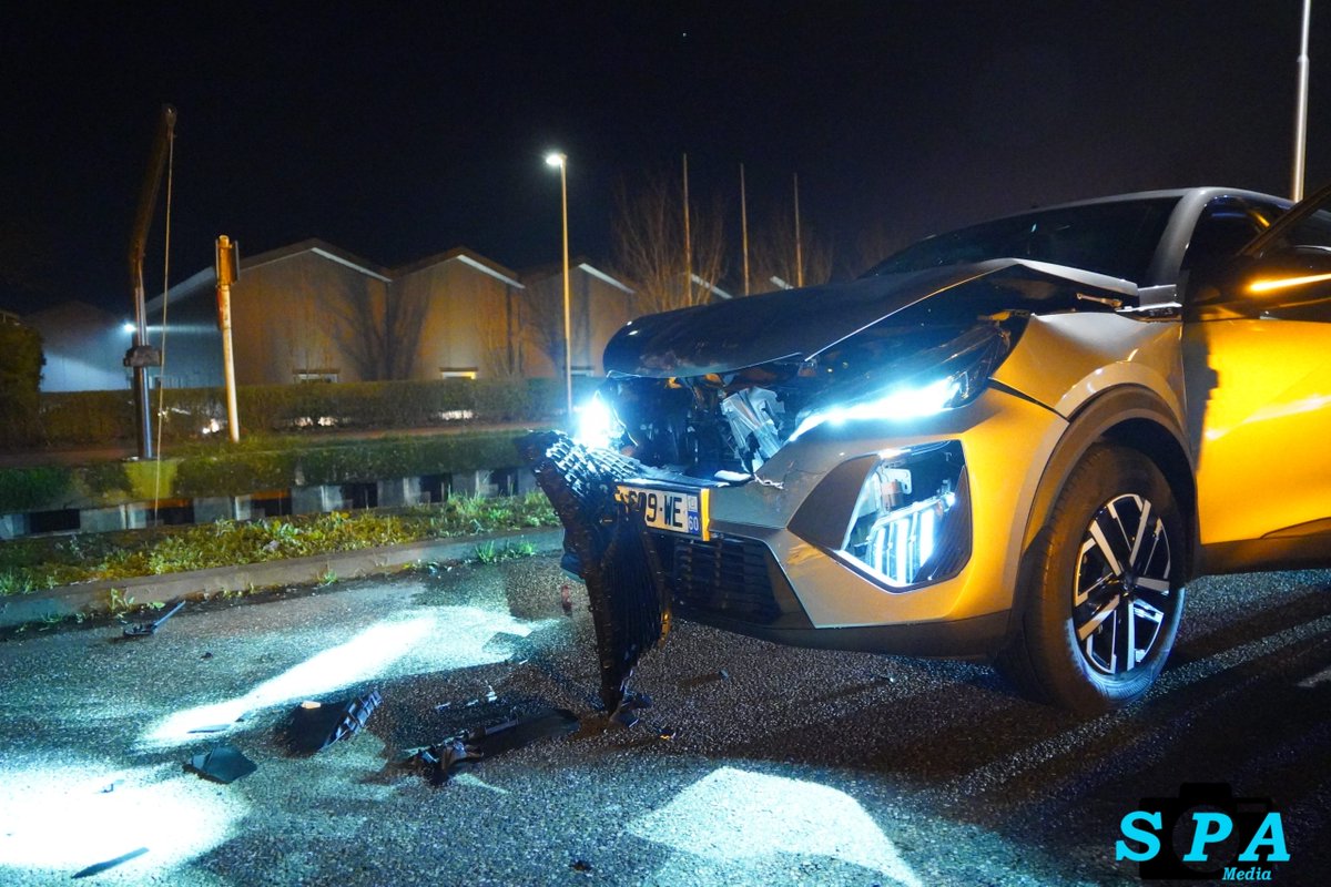 Aanhouding en schade na kop-staartbotsing in Pijnacker