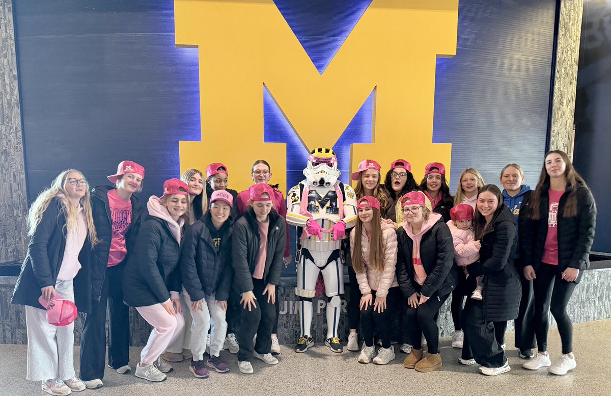 FHSGirls Basketball tweet media