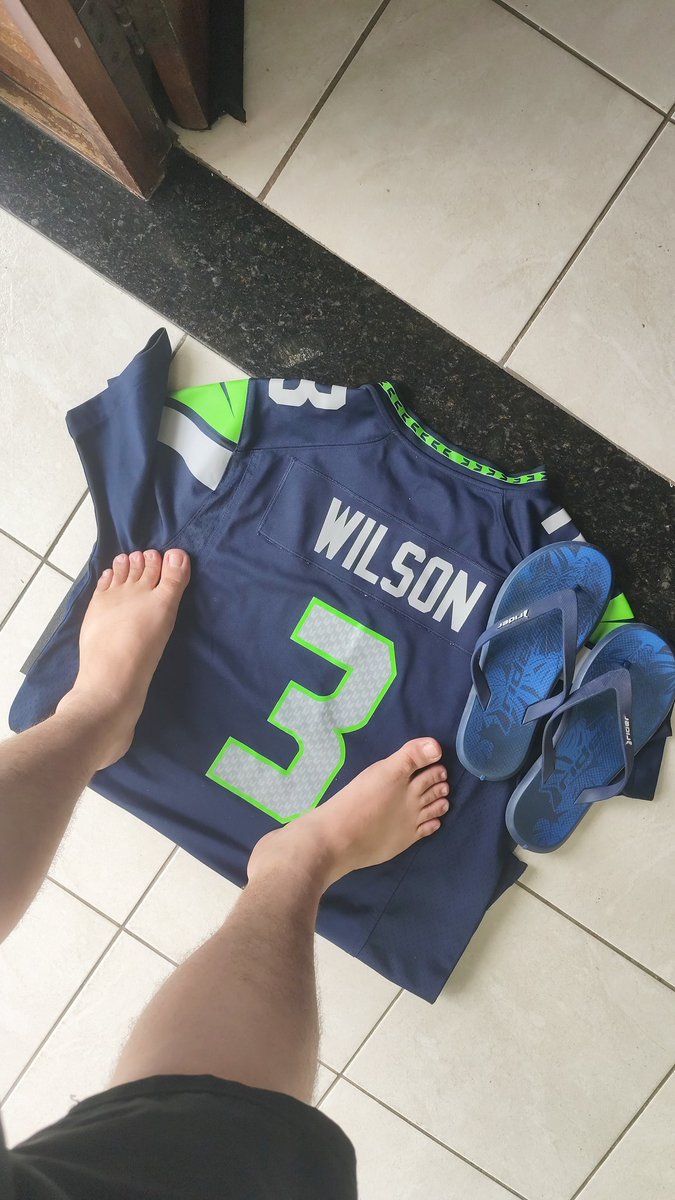 Rodrigo12Torres's tweet photo. #NFLnaESPN HOJE O PANO DE CHÃO TÁ DIFERENTE, LIMPE OS PÉS ANTES DE ASSISTIR O SUPERBOWL NA MINHA CASA! BORA PATRIOTS! ABRAÇO PARA O TD DA RESENHA! https://t.co/Ycdur7dcLa