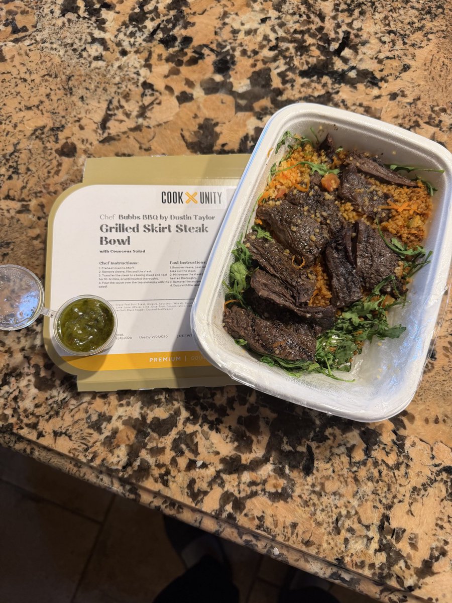 JohnnyVnecks tweet media