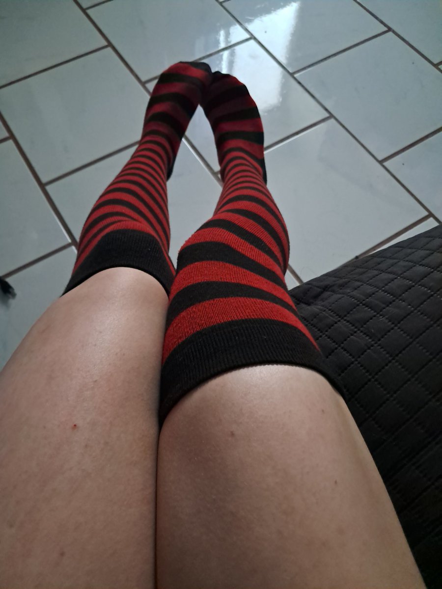 Nora_09879's tweet photo. Noche de rosas y redes 🌹🕸
Cual te gusto mas?OwO
#femboy #nsfwtwtًً https://t.co/EV84Vu8KAl