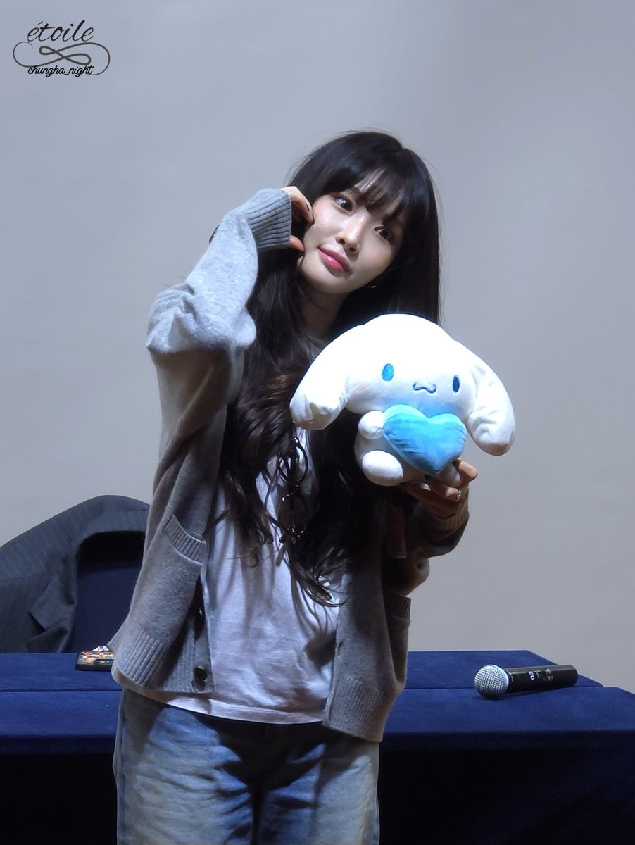 chungha_night's tweet photo. 지구 상에서 가장 행복한 생명체가 청하이기를.
온 우주가 너를 응원하고 사랑해
태어나줘서 고마워 생일 축하해💫💖

@CH_CHUN9HA
#청하 #CHUNGHA
#HBD_CHUNGHA https://t.co/KWK43YtNqY
