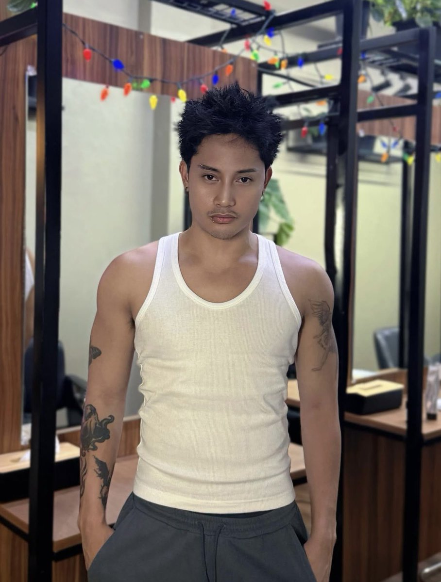 aprillynn_20's tweet photo. WHEN I TELL YOU I SCREAMED LOUD AS FUCK WHEN I SAW THIS PIC😳😳 GUGMA AKONG FELIP KO💋 #FELIP #SISIW https://t.co/pslm75BpKS