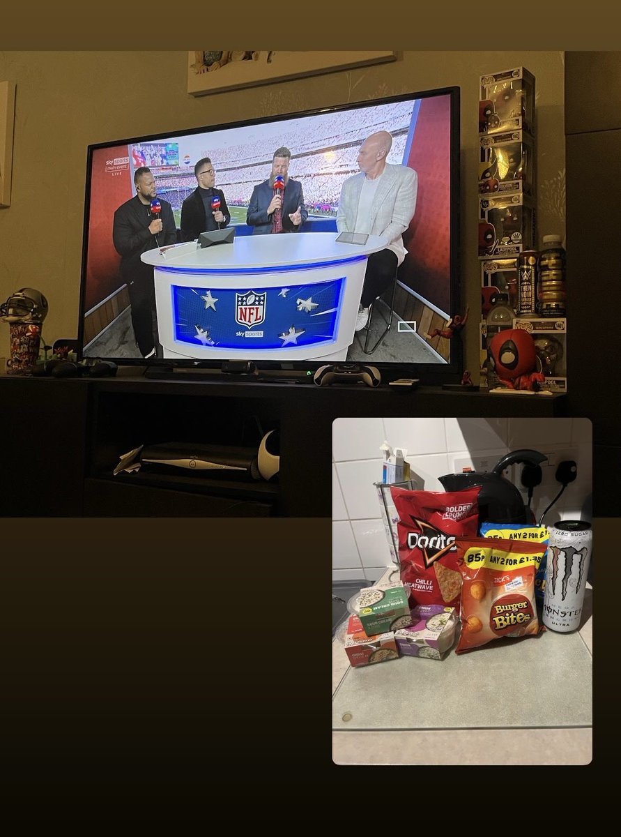GamingDmb's tweet photo. Tomorrow booked of work (as it finish at silly o’clock in the U.K.) superbowl ready #SuperBowl https://t.co/mBOGbBP19j