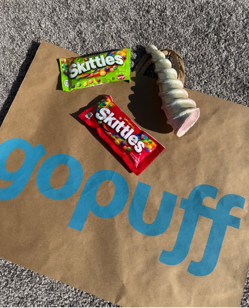 SKITTLES tweet media