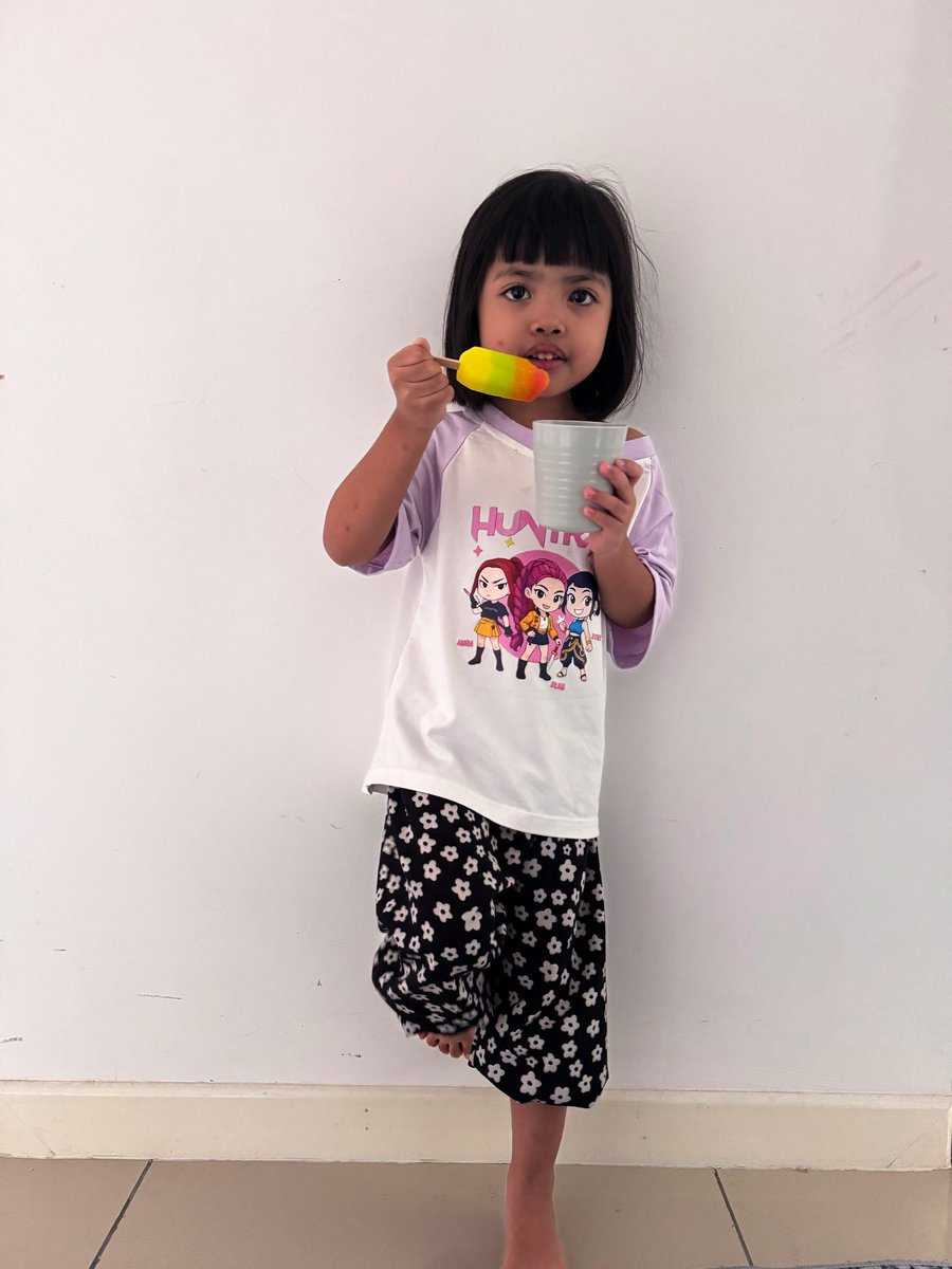 fasyafatin's tweet photo. 👧🏻 46 months https://t.co/UkgZNeWYZA