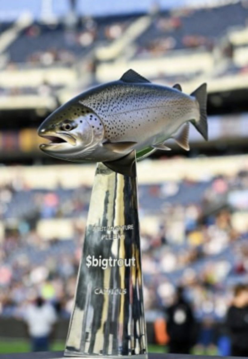 hooweex's tweet photo. No need to watch the game as we already know the winner $bigtrout https://t.co/DymWh0pnqL